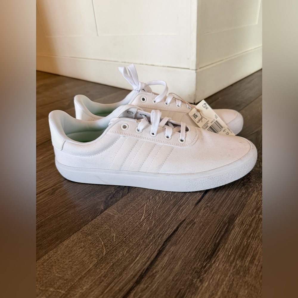 Adidas Men's 10.5  Vulcraid3r White Skater Skateboard Shoes Canvas NEW